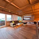 查莱讷木屋酒店 公寓 奥伯林塔尔的里德