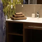 公寓 查莱讷木屋酒店