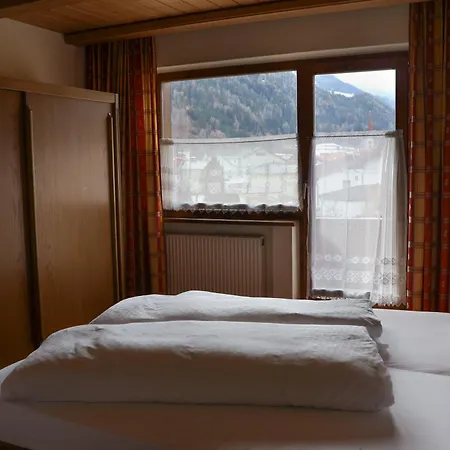 Tschallener Apartment *