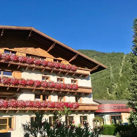 Apartament Tschallener
