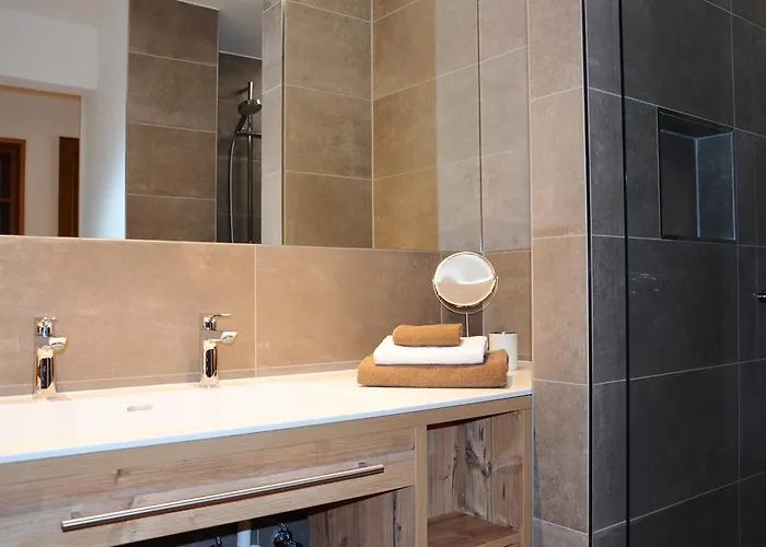 Tschallener Appartamento *