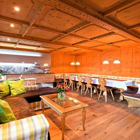 Appartement Tschallener
